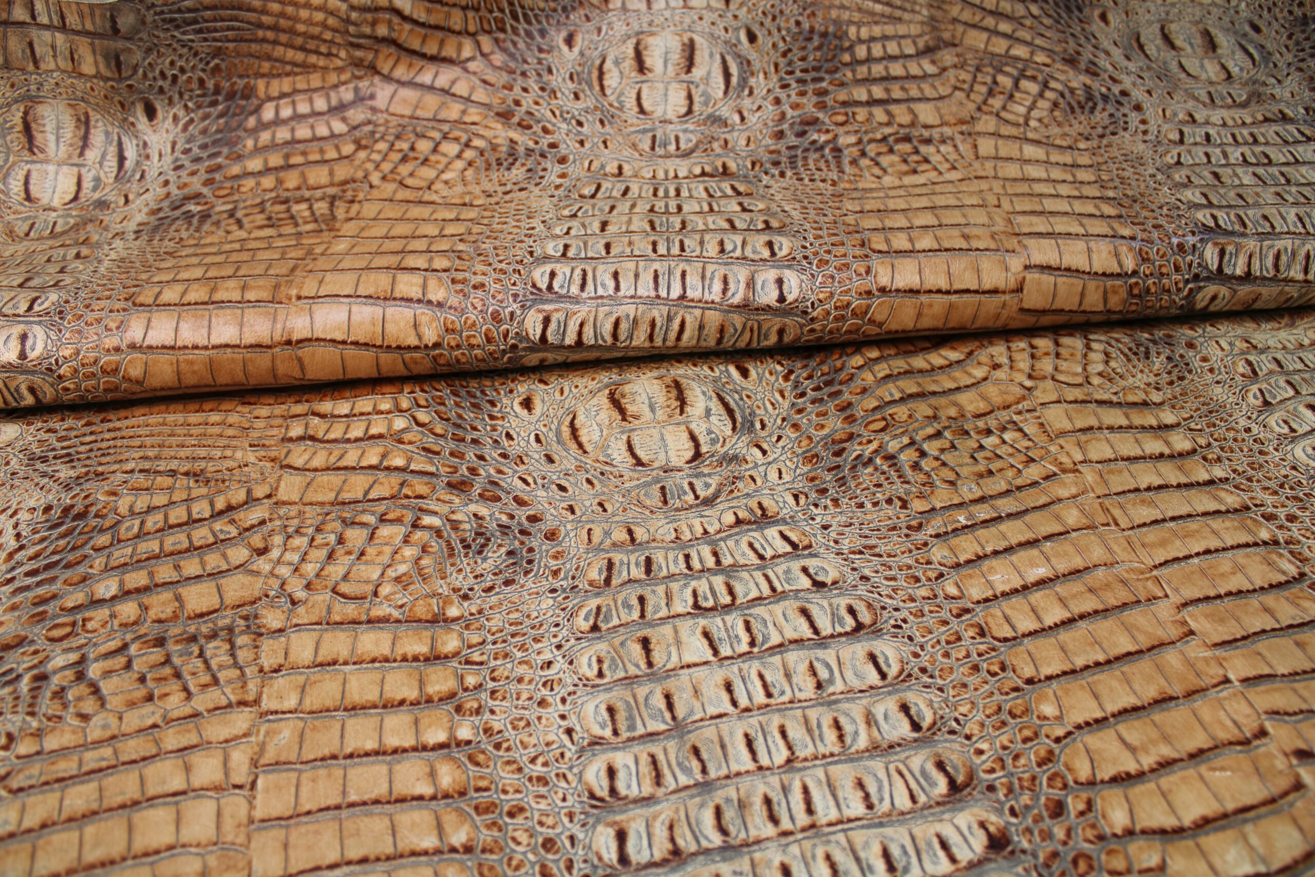 Cocco Frank alligator imitation embossed on calf leather color roccia seppia Cocco Enny style - Image 8