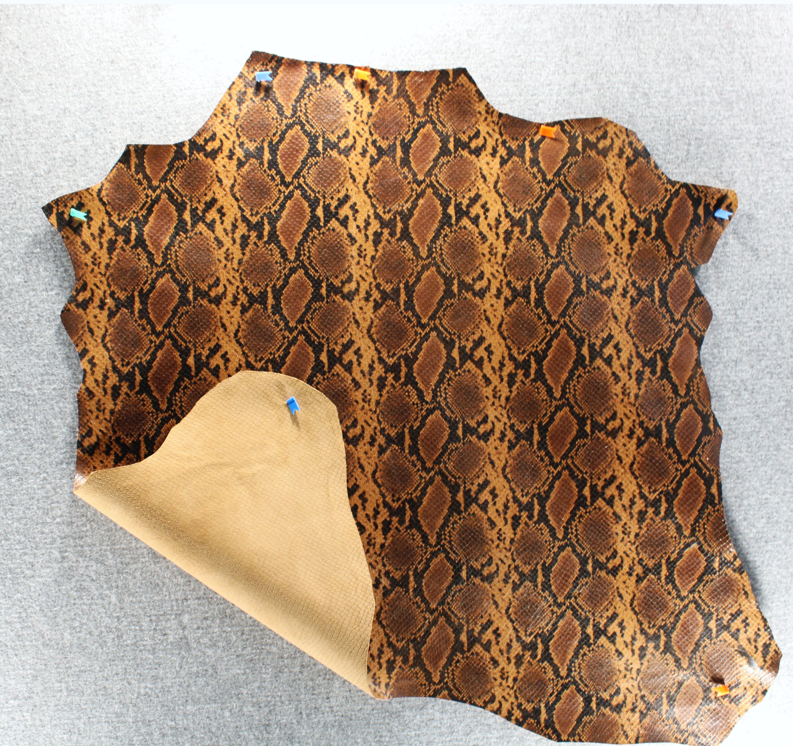 caguas pitone tabacco leather stock lot ready to ship goat skin - Image 4